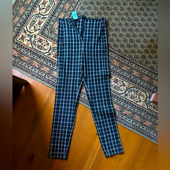 Ann Taylor 0P - Picture 1 of 4